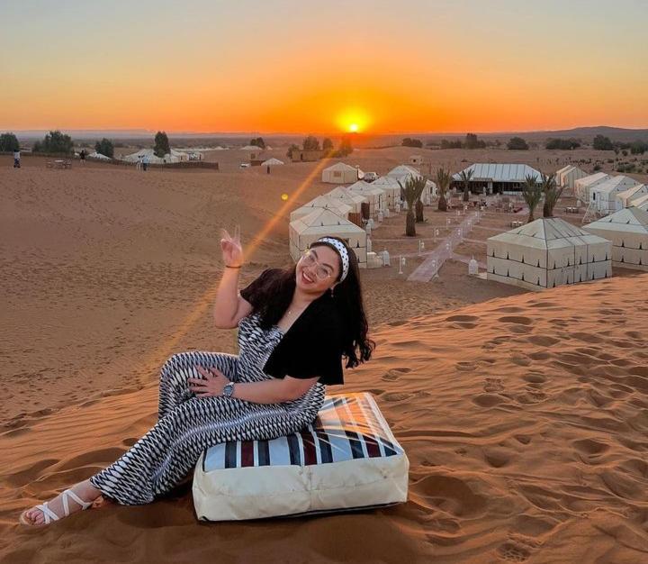 Merzouga Top Luxury Camp Экстерьер фото
