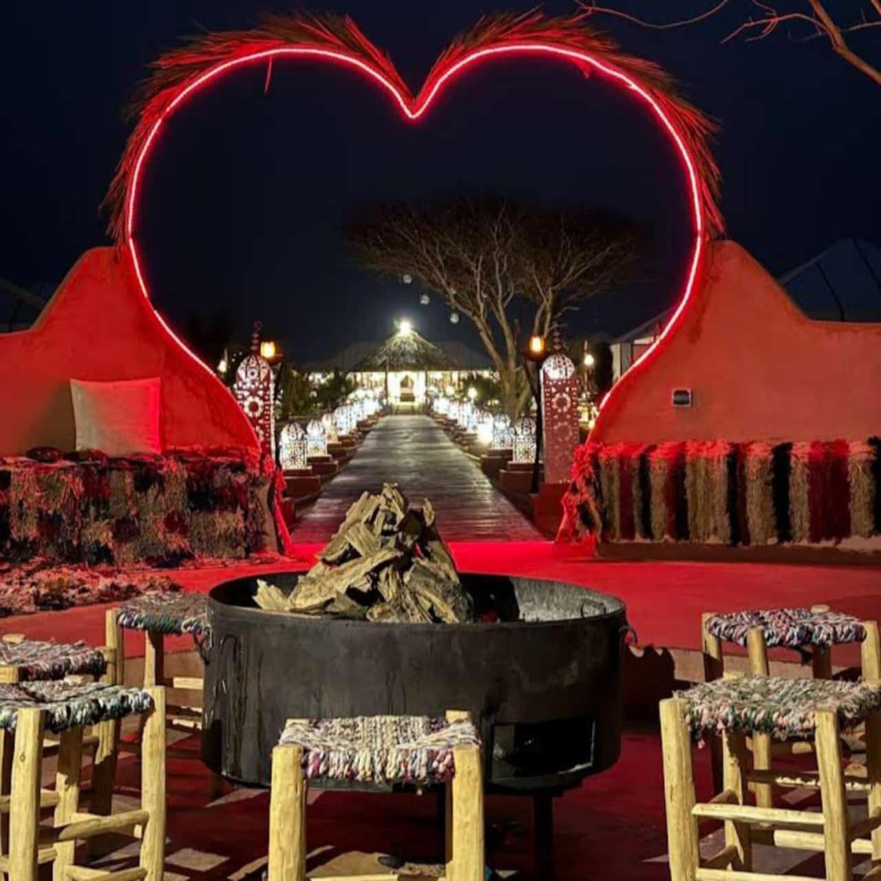 Merzouga Top Luxury Camp Экстерьер фото