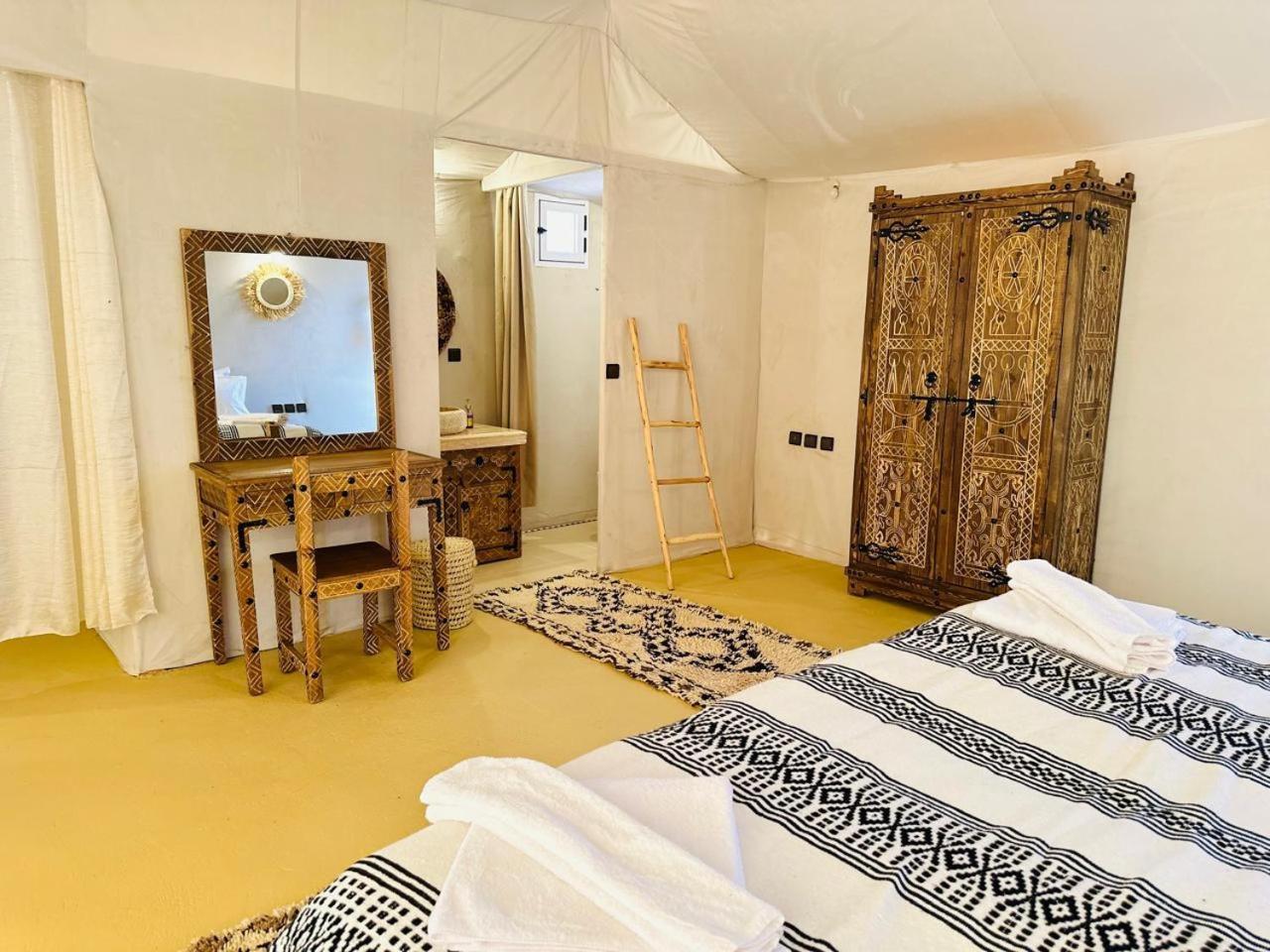 Merzouga Top Luxury Camp Экстерьер фото